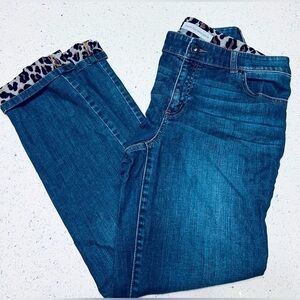Chico’s Platinum Denim Ultimate Fit Cheetah Print lined  jeans women’s 29‎